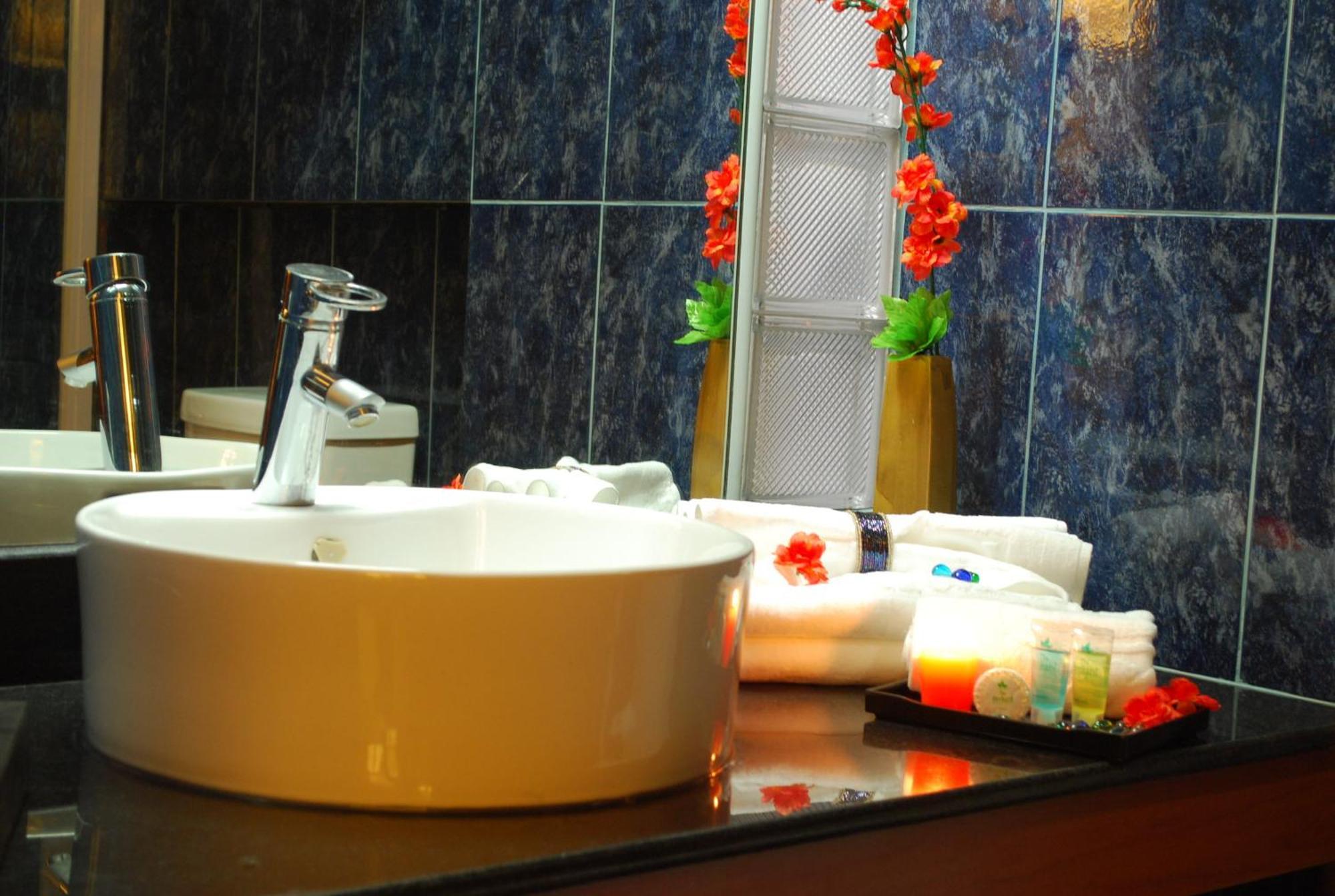 The Orchard Cebu Hotel & Suites Powered By Cocotel Mandaue Exterior foto